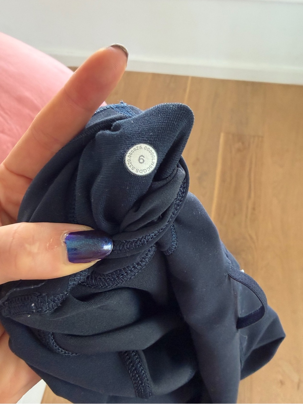 Lulu Wunder-Train Navy 25” leggings - Picture 3 of 3